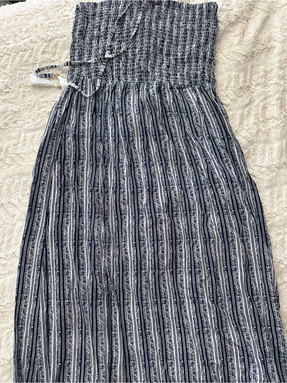 Beaches & Boho Striped Smocked Maxi Dress in Navy and White XL - Picture 1 of 5